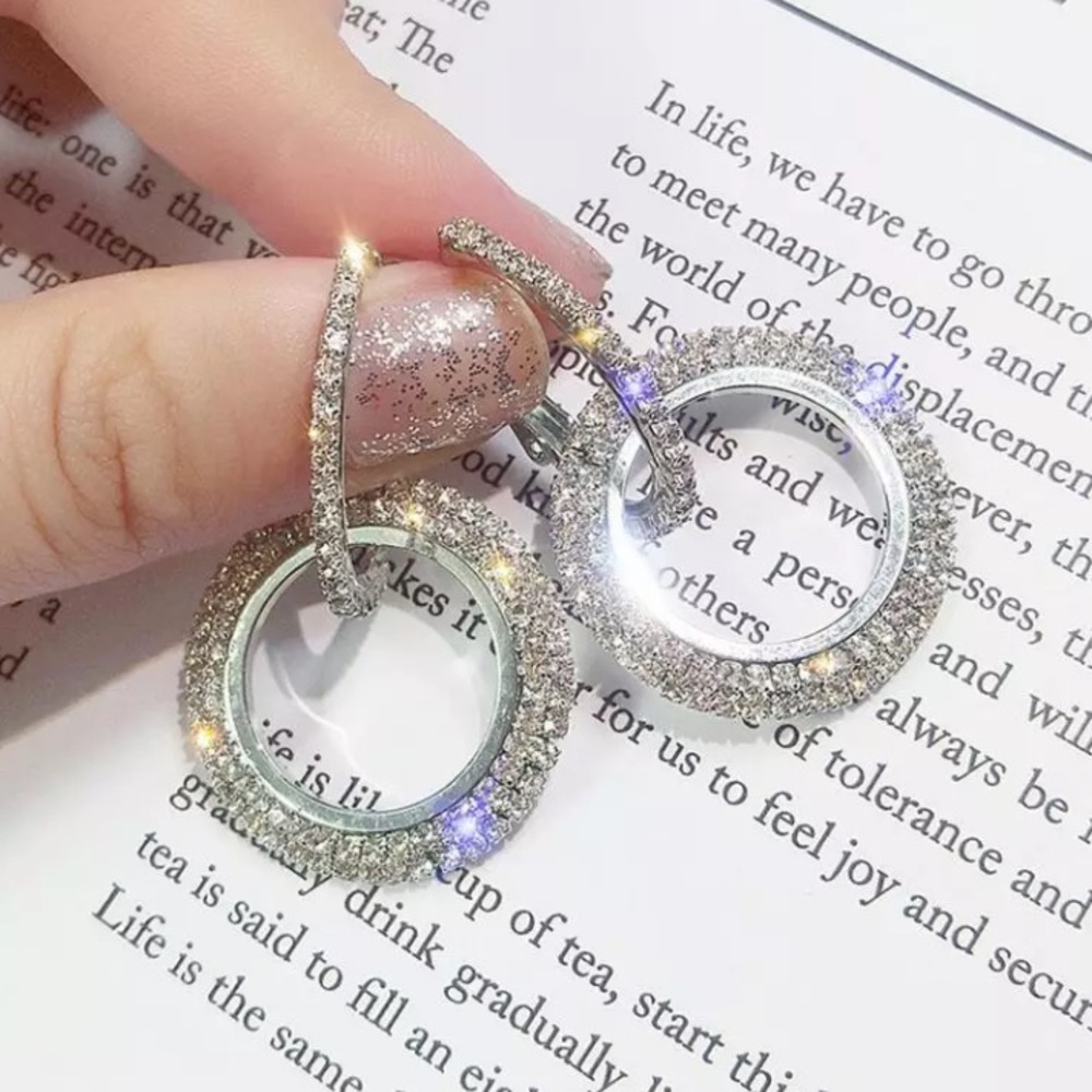 NEW Gorgeous Sparkly Silver Hoop Dangle Earrings